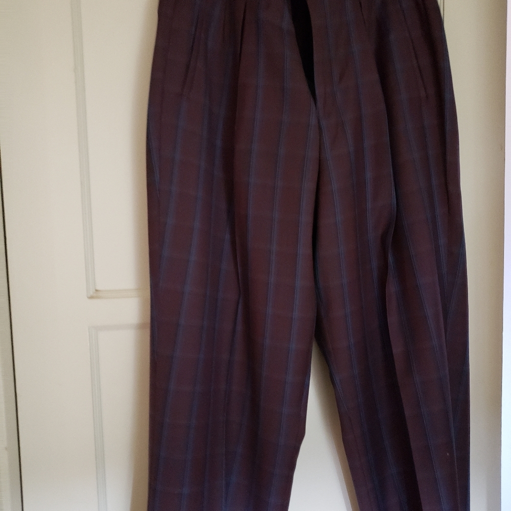 Men's Tiglio Luxe plaid pants size 34R.
